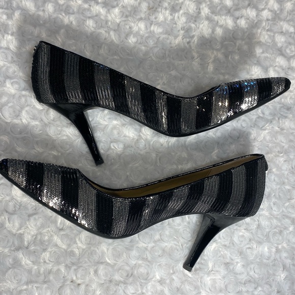 MICHAEL Michael Kors Shoes - Michael Kors sequined heels size 10 party shoes 🎉🎉🪅